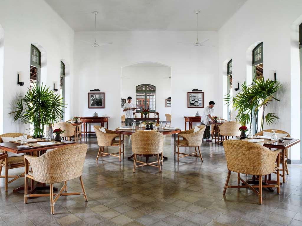Amantaka Resort Luang Prabang Restoran foto